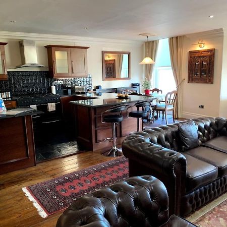 Отель Mansion House Скарборо Экстерьер фото A typical apartment